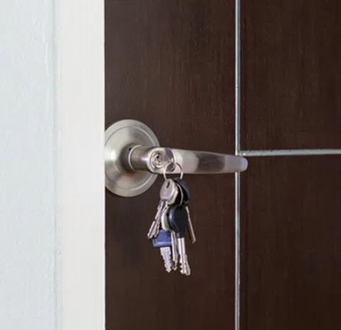 Robbins Locksmith Service Robbins, IL 708-629-3210